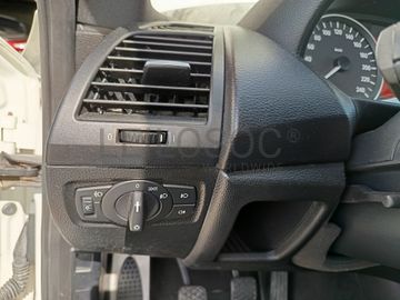 BMW 118d · Ano 2010   