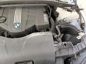BMW 118d · Ano 2010   