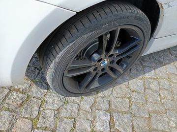 BMW 118d · Ano 2010   