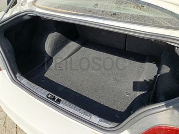 BMW 118d · Ano 2010   
