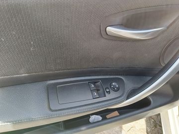 BMW 118d · Ano 2010   