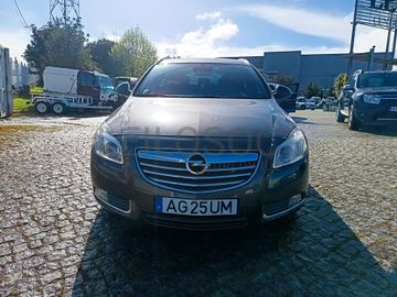 Opel Insígnia · Ano 2011   