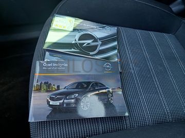 Opel Insígnia · Ano 2011   