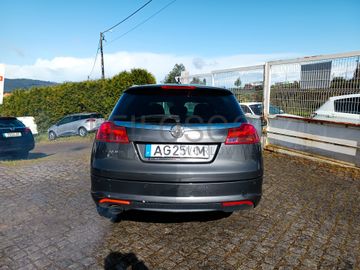 Opel Insígnia · Ano 2011   