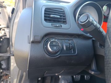 Opel Insígnia · Ano 2011   