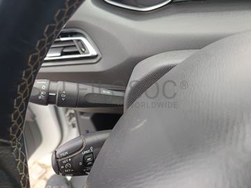 Peugeot 308 · Ano 2014  
