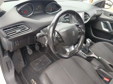 Peugeot 308 · Ano 2014  