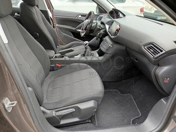 Peugeot 308 · Ano 2015