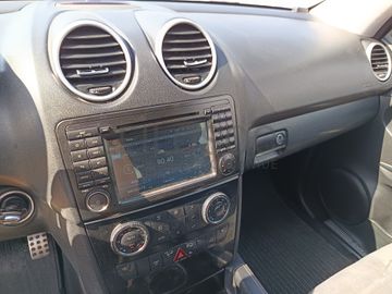 Mercedes-Benz ML 320 CDI 4Matic · Ano 2007