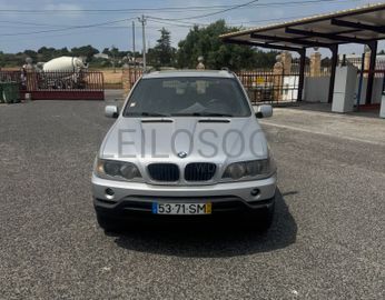 BMW X5 · Ano 2001