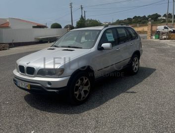 BMW X5 · Ano 2001
