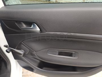 Peugeot 308 · Ano 2014