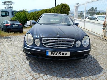 Mercedes-Benz E200 · Ano 2004 