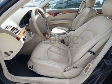 Mercedes-Benz E200 · Ano 2004 