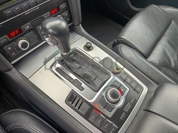 Audi Q7 · Ano 2008