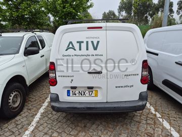 Peugeot Partner · Ano 2013