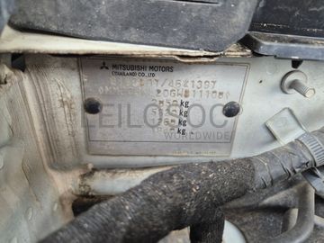 Mitsubishi L200 · Ano 2015