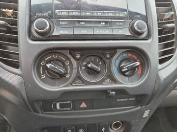 Mitsubishi L200 · Ano 2015