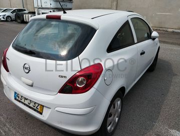 Opel Corsa Van 1.3 CDTi · Ano 2014