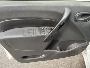 Renault Kangoo Maxi Business 1.5 DCI · Ano 2015