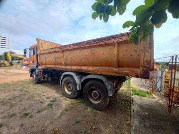 Camião Basc. Tras. (6X4) da marca MAN, modelo 2634-4x2-4