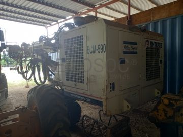 Perfuradora de superfície da marca ATLAS COPCO, modelo ECM 590