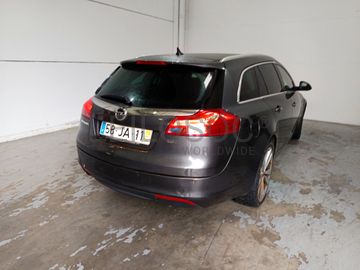 Opel Insígnia Sports Tourer Diesel CDTI · Ano 2010