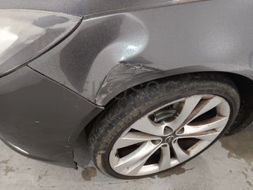 Opel Insígnia Sports Tourer Diesel CDTI · Ano 2010