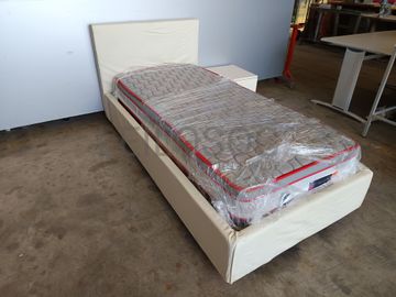 Cama de solteiro