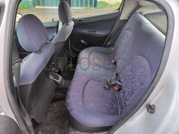 Peugeot 206 · Ano 1999 