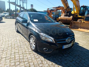 Mercedes-Benz A180 CDI · Ano 2013