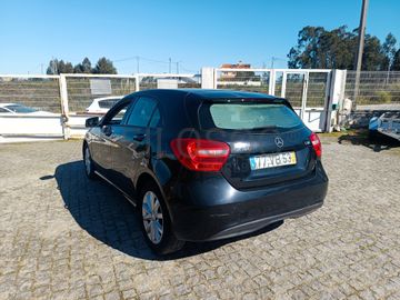 Mercedes-Benz A180 CDI · Ano 2013