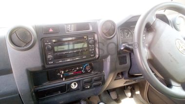 Toyota/Land Cruiser - 2013
