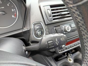 BMW 116d · Ano 2012