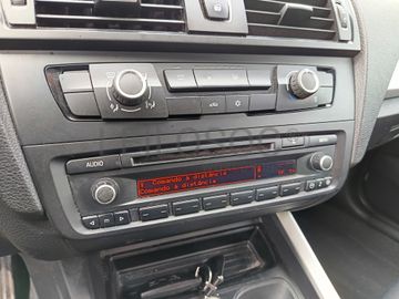 BMW 116d · Ano 2012