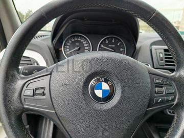 BMW 116d · Ano 2012