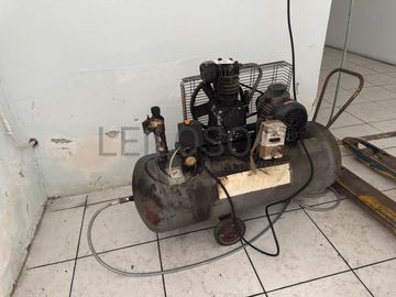 Compressor