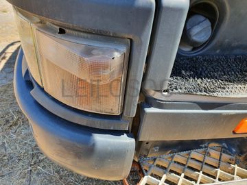 Scania P114CB 8x4 · Ano 2000