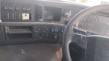 Camião Volvo FM 12 440 CV
