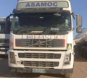 Camião Volvo FH12