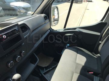 Renault Master · Ano 2021