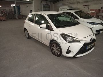 Toyota Yaris · Ano 2018