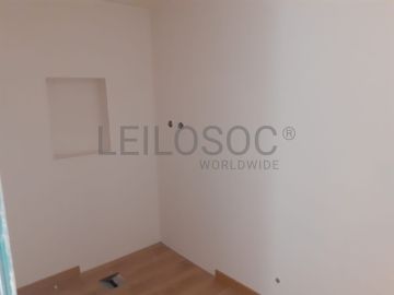 Moradia V2 com logradouro · Sobral da Serra, Guarda