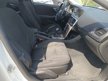 Volvo V40 D2 Cross Country · Ano 2016
