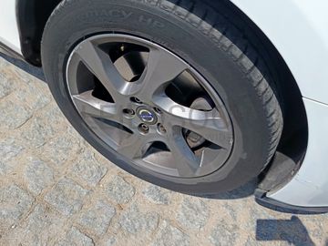 Volvo V40 D2 Cross Country · Ano 2016