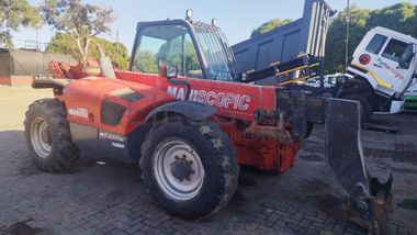 Telescópico Manitou MT1235