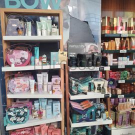 Produtos de Saúde e Cosmética · Equipamentos