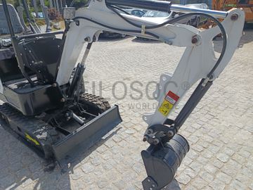 Mini Giratória Colt YFE10