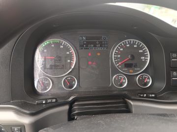 MAN TGX 18.480 · Ano 2015