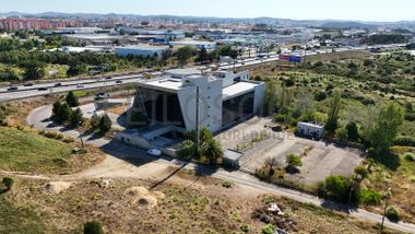 Edifício de Escritórios + Recheio · Sintra
